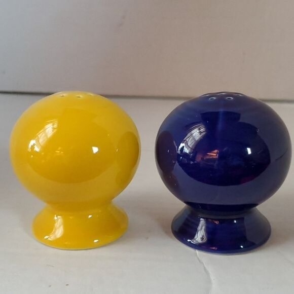 Fiestaware Fiesta CERAMIC Shaker Salt Pepper Daffodil Yellow Twilight Blue - Picture 7 of 8